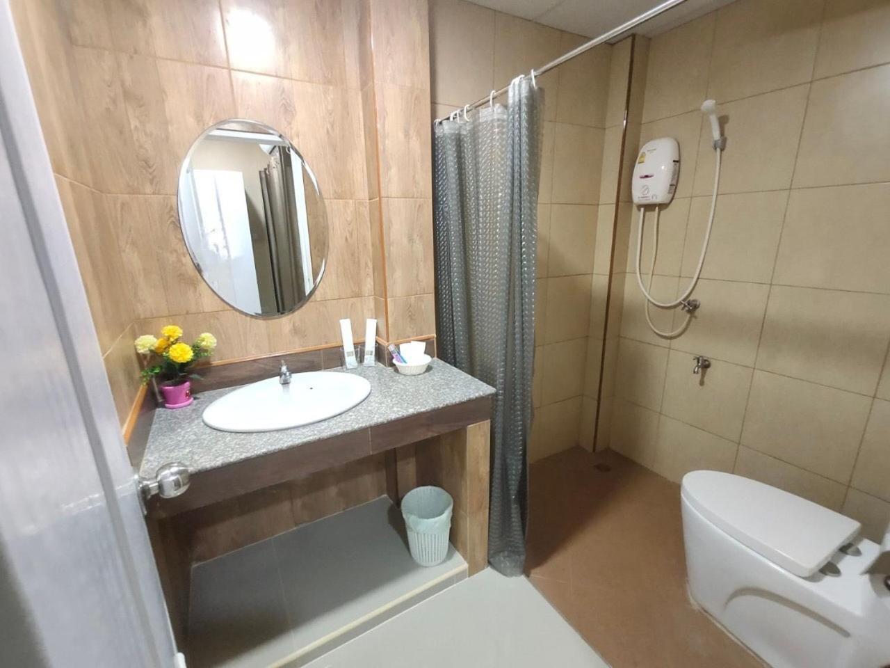 Sk Resort Pattaya Bang Lamung Bagian luar foto